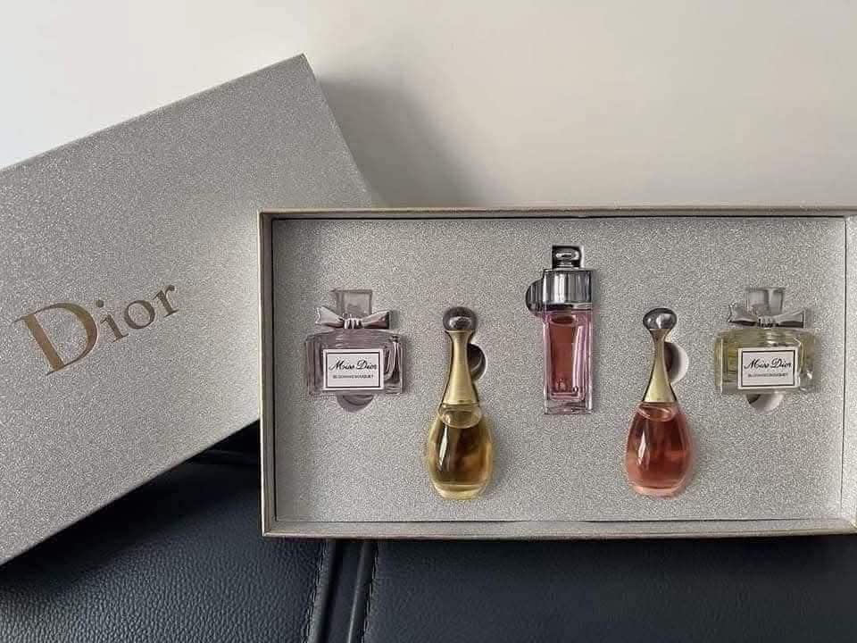 Dior perfume sample set